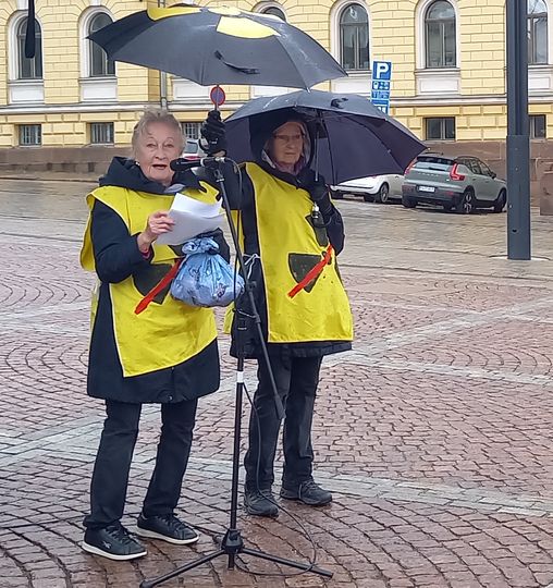 ELÄMME TÄLLÄ HETKELLÄ KAMMOTTAVAA KYLMÄN SODAN AIKAA